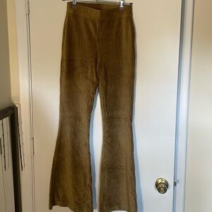 XS aerie “corduroy” flare pants. High waisted. Elastic waist. Tan in color.